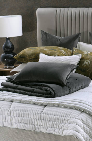 Bianca Lorenne - Mateo Graphite Comforter (Cushion - Eurocases Sold Separately)